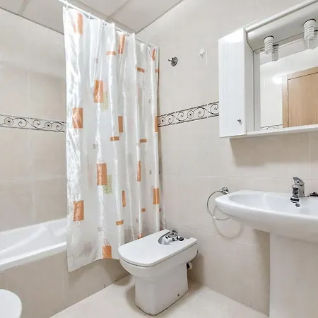 1 Bedroom Lovely In Vinaroz Apartment *